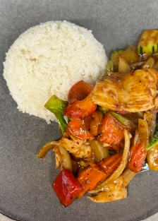 Cashew nut sauce with rice (Lunch)