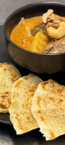 Roti with Massaman Beef