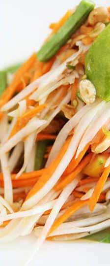 Thai papaya salad