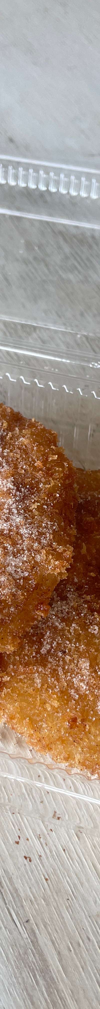 Pineapple fritter with lemon pepper salt(2 pc)